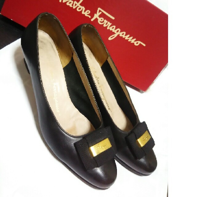 Salvatore Ferragamo(サルヴァトーレフェラガモ)の！！！smode様専用！！！ レディースの靴/シューズ(ハイヒール/パンプス)の商品写真