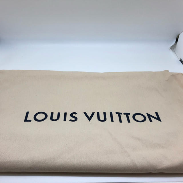 LOUIS VUITTON(ルイヴィトン)の【新品未使用】Louis Vuitton×Supreme_クッション インテリア/住まい/日用品のインテリア小物(クッション)の商品写真