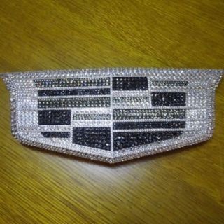 エスカレード/フロント■スワロフスキーエンブレム■キャデラック’15y~■