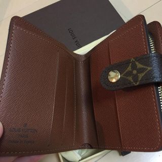 LOUIS VUITTON - 新品未使用 正規品 ルイヴィトン コンパクトジップ