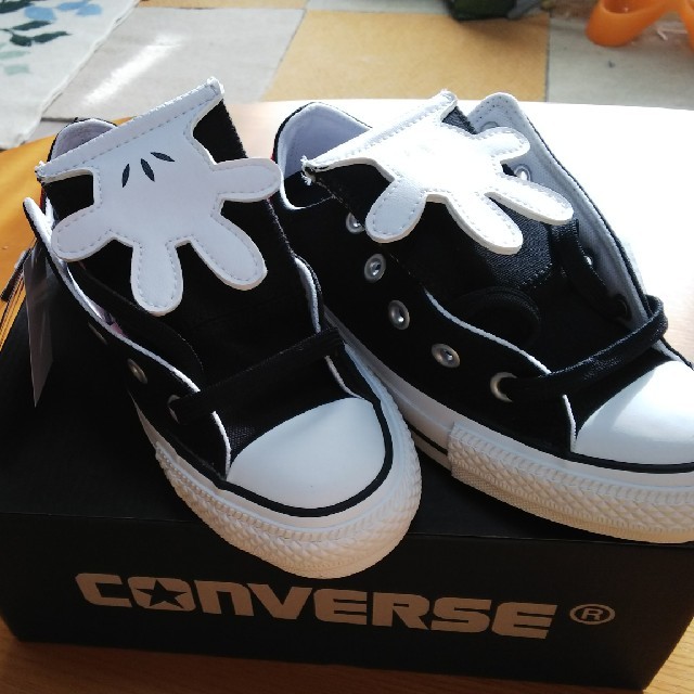 CONVERSE(コンバース)の★コンバース ミッキーマウス★22cm レディースの靴/シューズ(スニーカー)の商品写真