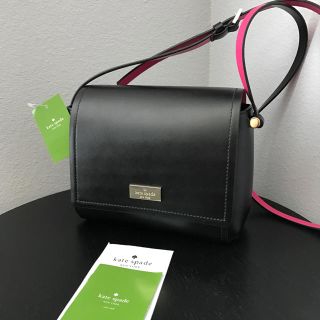 ケイトスペードニューヨーク(kate spade new york)の大値下げ！！高級感たっぷりなレザー大活躍のブラック/ピンクショルダー(ショルダーバッグ)