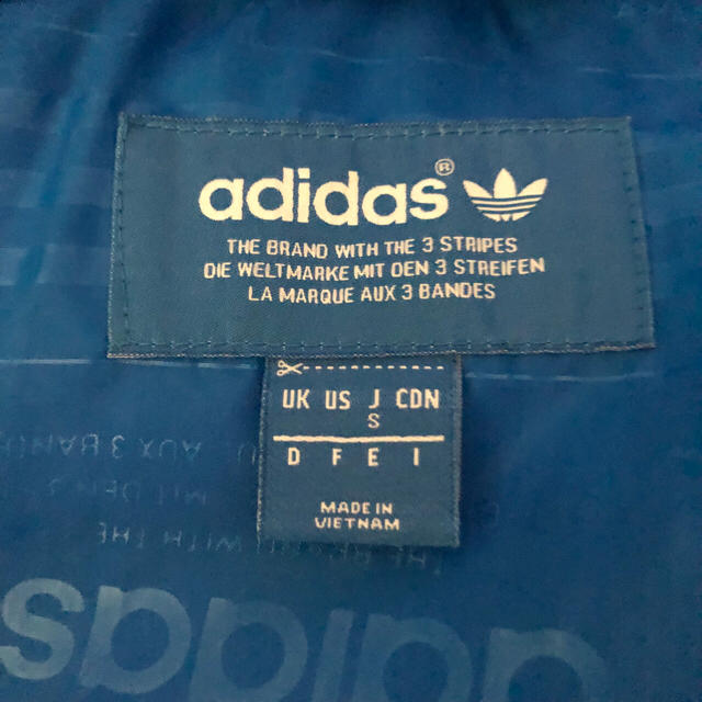 adidas(アディダス)のadidas アディダス ダウンジャケット サイズ152〜158 サイズ表記S レディースのジャケット/アウター(ダウンジャケット)の商品写真