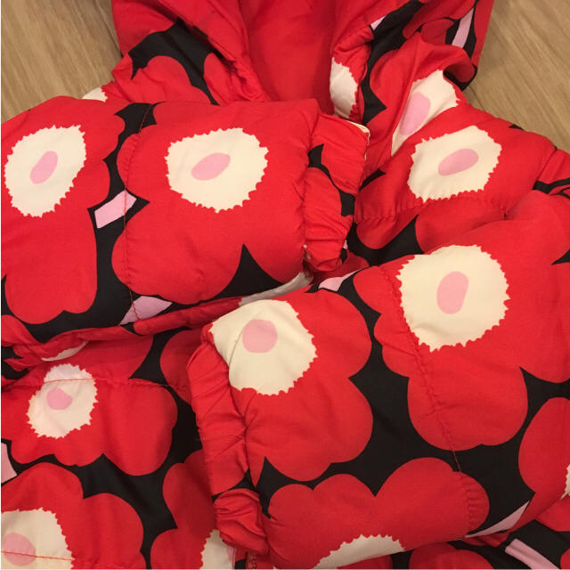 marimekko(マリメッコ)のマリメッコ ダウン キッズ/ベビー/マタニティのベビー服(~85cm)(その他)の商品写真