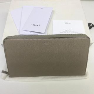 セリーヌ(CELINE)のセリーヌ　ラウンドファスナー長財布　ベージュ　レザー　送料込み(財布)