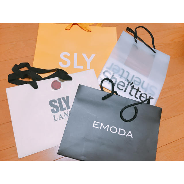 EMODA(エモダ)のEMODA　等　ショッパー レディースのバッグ(ショップ袋)の商品写真