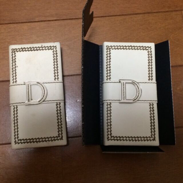 Dior(ディオール)のDIOR detective chic  コスメ/美容のベースメイク/化粧品(その他)の商品写真