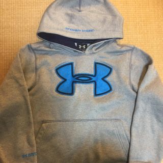 アンダーアーマー(UNDER ARMOUR)のアンダーアーマー パーカー YSM(ジャケット/上着)