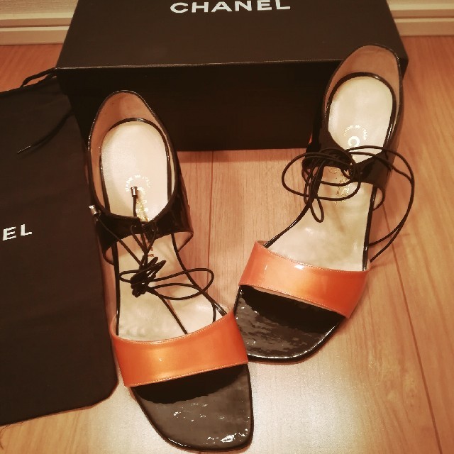 CHANEL(シャネル)の【年末sale】美品♡CHANEL♡レースアップパンプス レディースの靴/シューズ(ハイヒール/パンプス)の商品写真