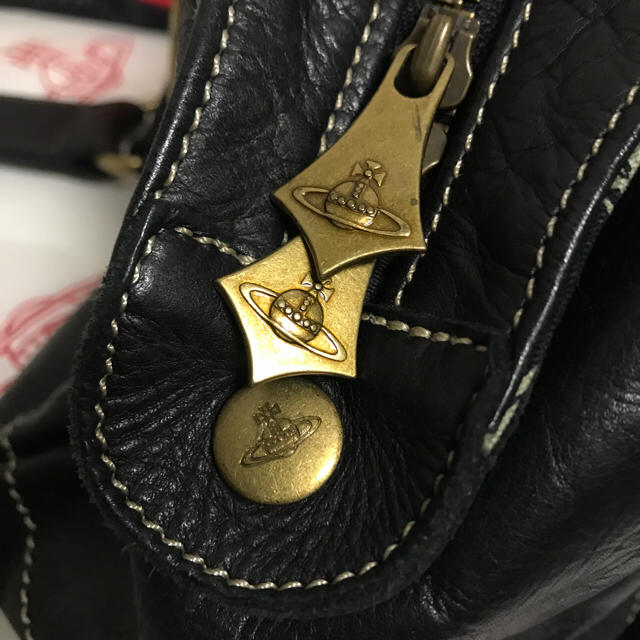 Vivienne Westwood(ヴィヴィアンウエストウッド)の【売約済】Vivienne Westwood アコード ヤスミン 本革バッグ  レディースのバッグ(ハンドバッグ)の商品写真