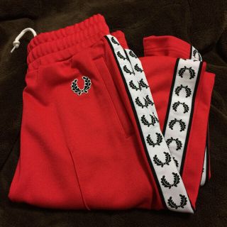 フレッドペリー(FRED PERRY)のfred perry パンツ(スラックス)