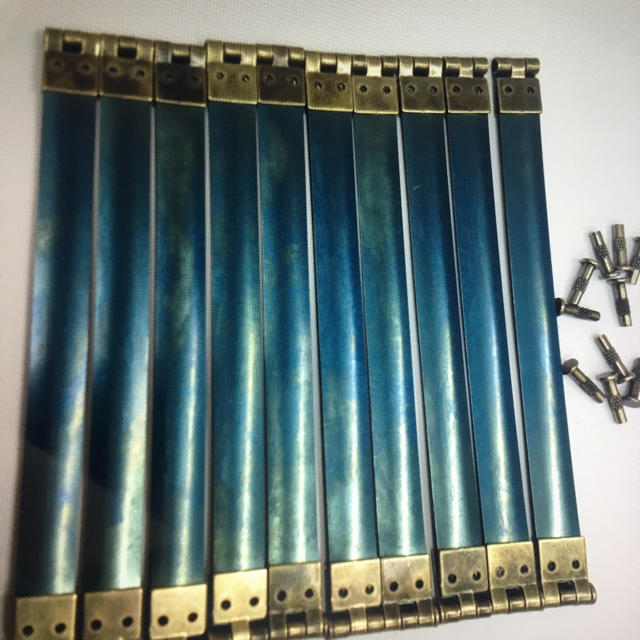 バネ口金 12cm アンティークゴールド10本 ハンドメイドの素材/材料(各種パーツ)の商品写真