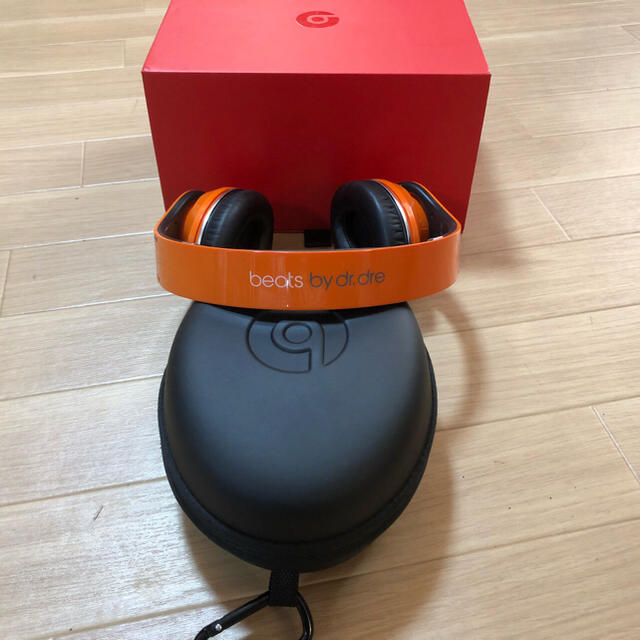 Beats by Dr Dre(ビーツバイドクタードレ)のBeats by Dr Dre Studio Orange (ケーブル故障) スマホ/家電/カメラのオーディオ機器(ヘッドフォン/イヤフォン)の商品写真