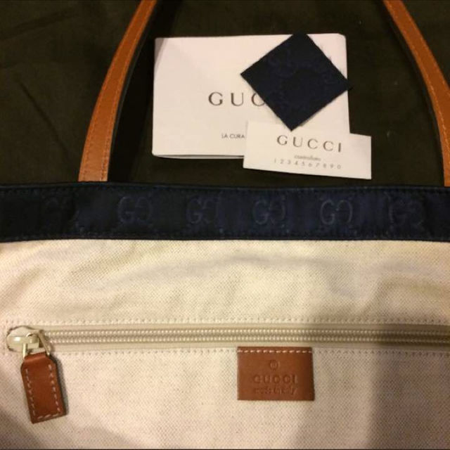 Gucci(グッチ)のGUCCI ナイロントート レディースのバッグ(トートバッグ)の商品写真