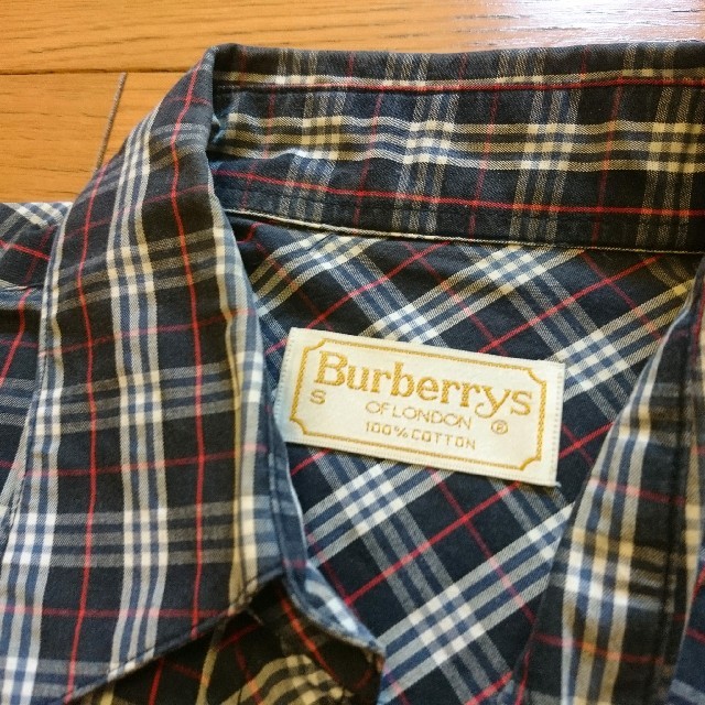 BURBERRY(バーバリー)のBURBERRY チェックシャツ 正規品 レディースのトップス(シャツ/ブラウス(長袖/七分))の商品写真