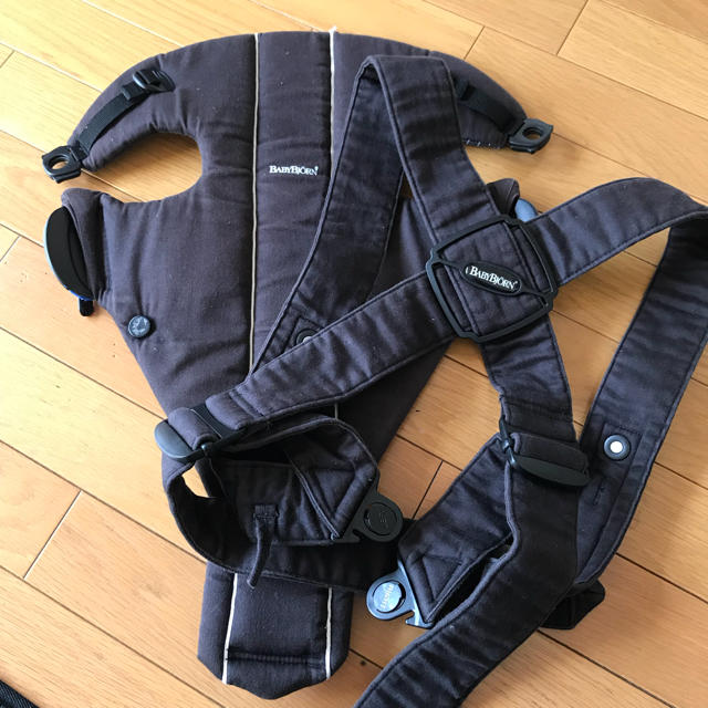 BABYBJORN(ベビービョルン)のベビービョルン 抱っこ紐 キッズ/ベビー/マタニティの外出/移動用品(抱っこひも/おんぶひも)の商品写真