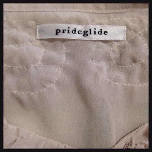 prideglide(プライドグライド)のprideglide＊お花モチーフボレロ レディースのトップス(ボレロ)の商品写真