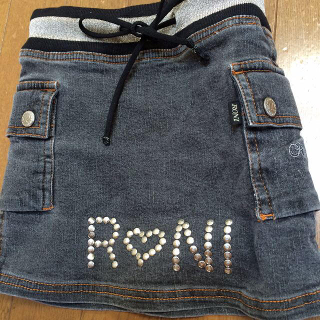 RONI(ロニィ)のRONI デニムスカート 110 120 キッズ/ベビー/マタニティのキッズ服女の子用(90cm~)(その他)の商品写真