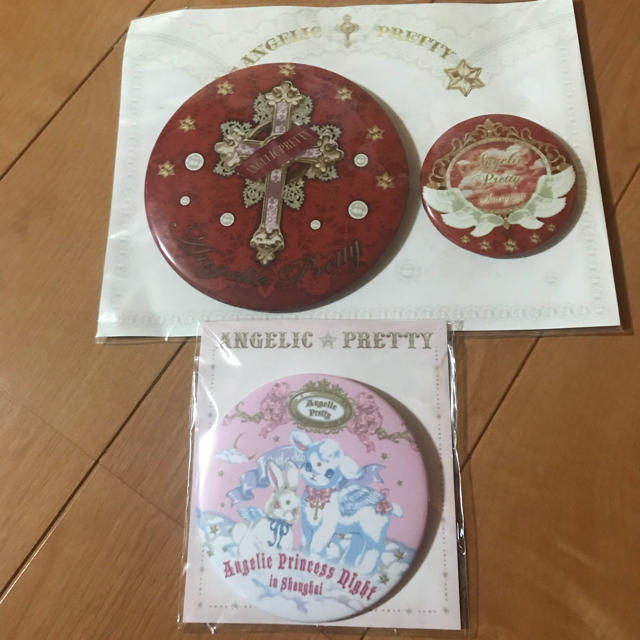 Angelic Pretty(アンジェリックプリティー)の缶バッチ エンタメ/ホビーのアニメグッズ(バッジ/ピンバッジ)の商品写真