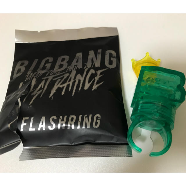 BIGBANG(ビッグバン)のビッグバン フラッシュリング トップ 新品 チケットの音楽(K-POP/アジア)の商品写真