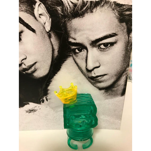 BIGBANG(ビッグバン)のビッグバン フラッシュリング トップ 新品 チケットの音楽(K-POP/アジア)の商品写真