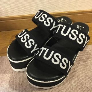 ステューシー(STUSSY)の処分！新品未使用！stussy women ブラック サンダル(サンダル)