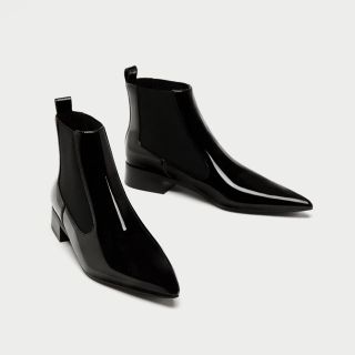 ザラ(ZARA)のZARA ショートブーツ(ブーティ)