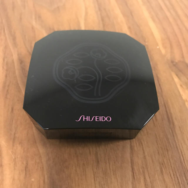 SHISEIDO (資生堂)(シセイドウ)の7ライトパウダーイルミネーター コスメ/美容のベースメイク/化粧品(フェイスパウダー)の商品写真