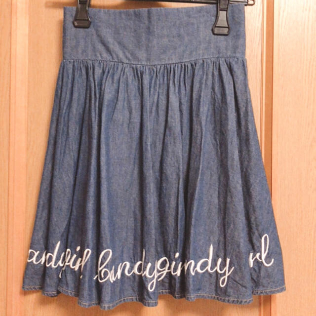 Ank Rouge(アンクルージュ)の【最終値下げ！】Ank Rouge♡デニムロゴスカート レディースのスカート(ミニスカート)の商品写真