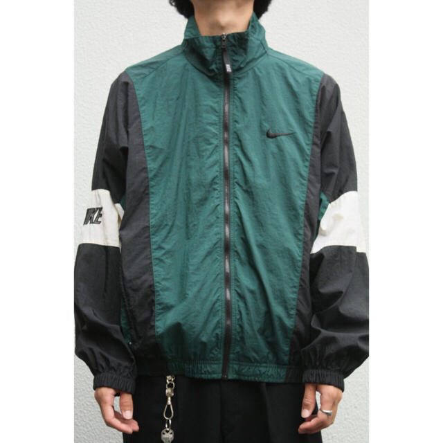 NIKE(ナイキ)のNIKE vintage90's Nylon Jackets M 銀タグ メンズのジャケット/アウター(ナイロンジャケット)の商品写真