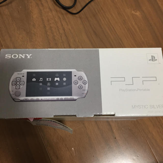 PlayStation Portable(プレイステーションポータブル)のPSP3000 本体 ジャンク エンタメ/ホビーのゲームソフト/ゲーム機本体(携帯用ゲーム機本体)の商品写真