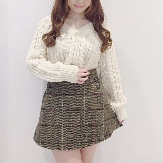 エブリン(evelyn)の新品 アンミール ♡ ケーブルvネックニット(ニット/セーター)