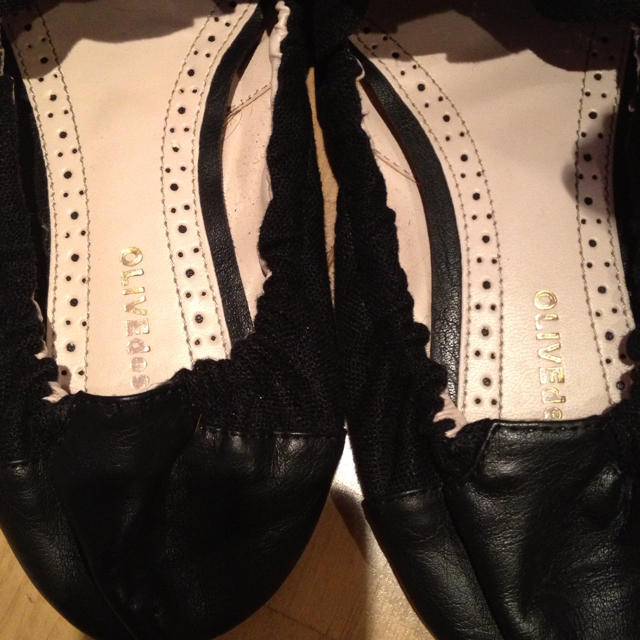 OLIVEdesOLIVE(オリーブデオリーブ)のぺたんこリボンシューズ レディースの靴/シューズ(ハイヒール/パンプス)の商品写真