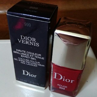 クリスチャンディオール(Christian Dior)のDior　マニキュア　レッド　試し塗りのみ(マニキュア)