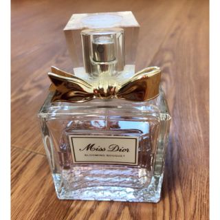 クリスチャンディオール(Christian Dior)のMiss Dior ブルーミング ブーケ 50ml 残7割(香水(女性用))