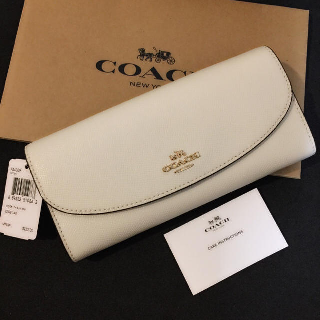 COACH - COACH コーチ チョーク ホワイト 長財布 スリムウォレットの+