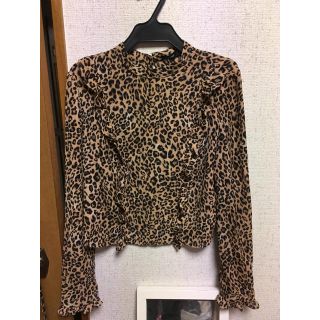 ベルシュカ(Bershka)のBershka ヒョウ柄トップス レオパード(カットソー(長袖/七分))