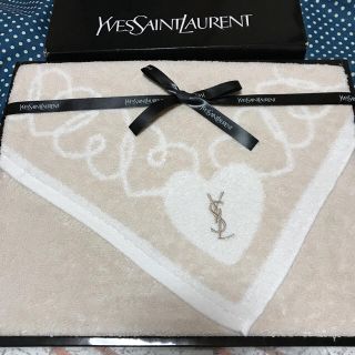 サンローラン(Saint Laurent)の★ イヴサンローラン バスタオル ハート (タオル/バス用品)