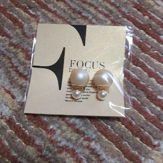 ピアス(ピアス)