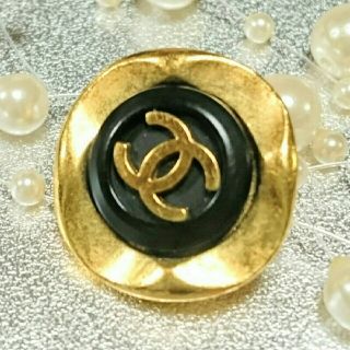 シャネル(CHANEL)のシャネルボタン★シャネル ボタンヴィンテージ！花びらみたいに可愛いボタン★美品★(各種パーツ)