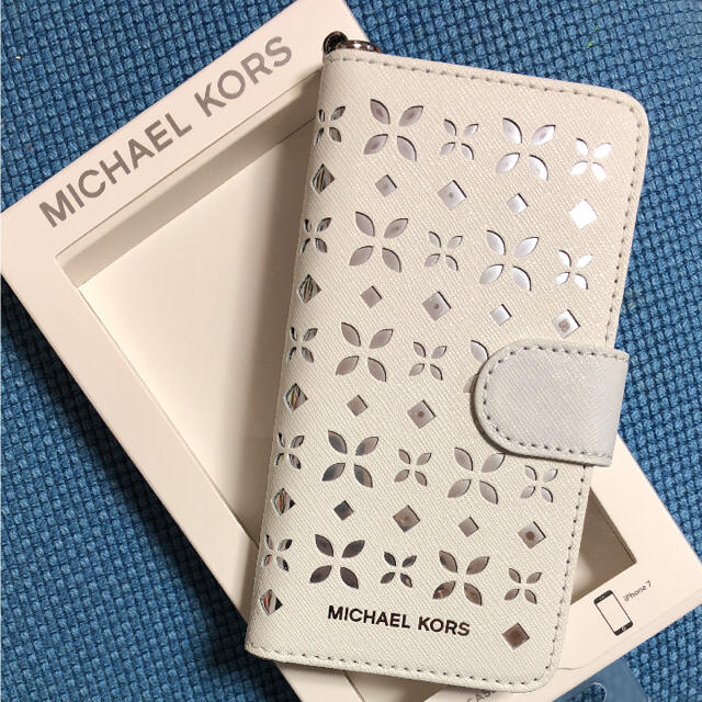 新品 マイケルコース iPhone7.8ケーススマホアクセサリー