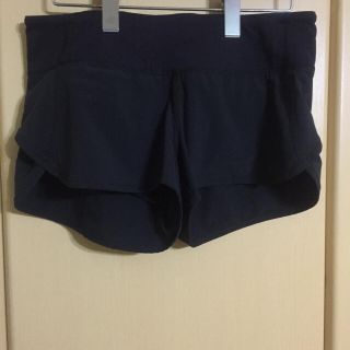 ルルレモン(lululemon)のblack speed shorts 4(ウェア)