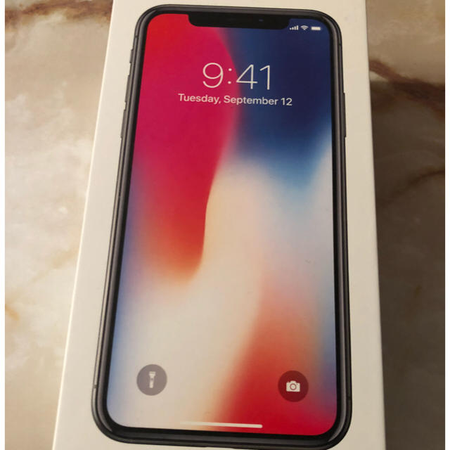 iPhone X 64GB シルバー SIMフリー 判定○