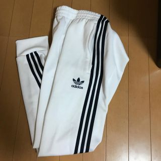 アディダス(adidas)のadidasoriginalsトラックパンツ(デニム/ジーンズ)