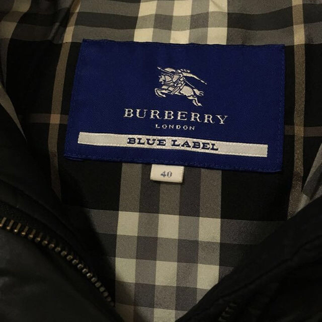 BURBERRY BLUE LABEL(バーバリーブルーレーベル)のsunny 様専用 レディースのジャケット/アウター(ダウンジャケット)の商品写真