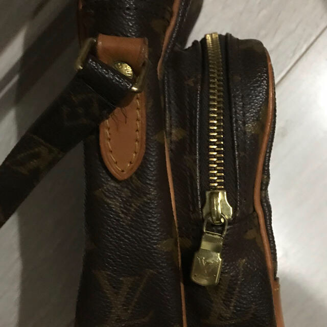 LOUIS アマゾンの通販 by Lily's shop|ルイヴィトンならラクマ VUITTON - ルイヴィトン 爆買い得価
