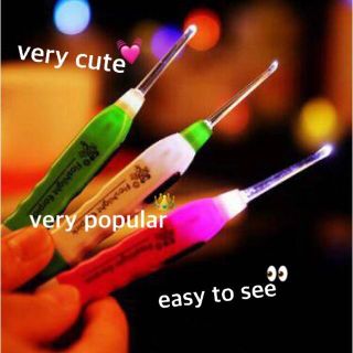 光る耳かき☆　LEDライト☆ 3種類付け替えアタッチメント☆  (その他)