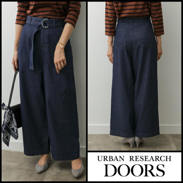 URBAN RESEARCH DOORS(アーバンリサーチドアーズ)の今期 ドアーズ ワイドデニムベルトパンツ 今季 レディースのパンツ(デニム/ジーンズ)の商品写真