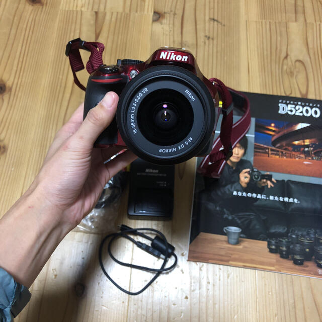 レンズには Nikon 説明書、メモリカード付きの通販 by ノリのすけ's shop｜ニコンならラクマ - NIKON D5200 ぐらいで