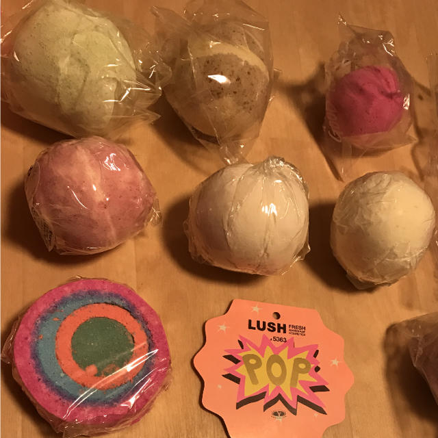 LUSH  バスボム 10個